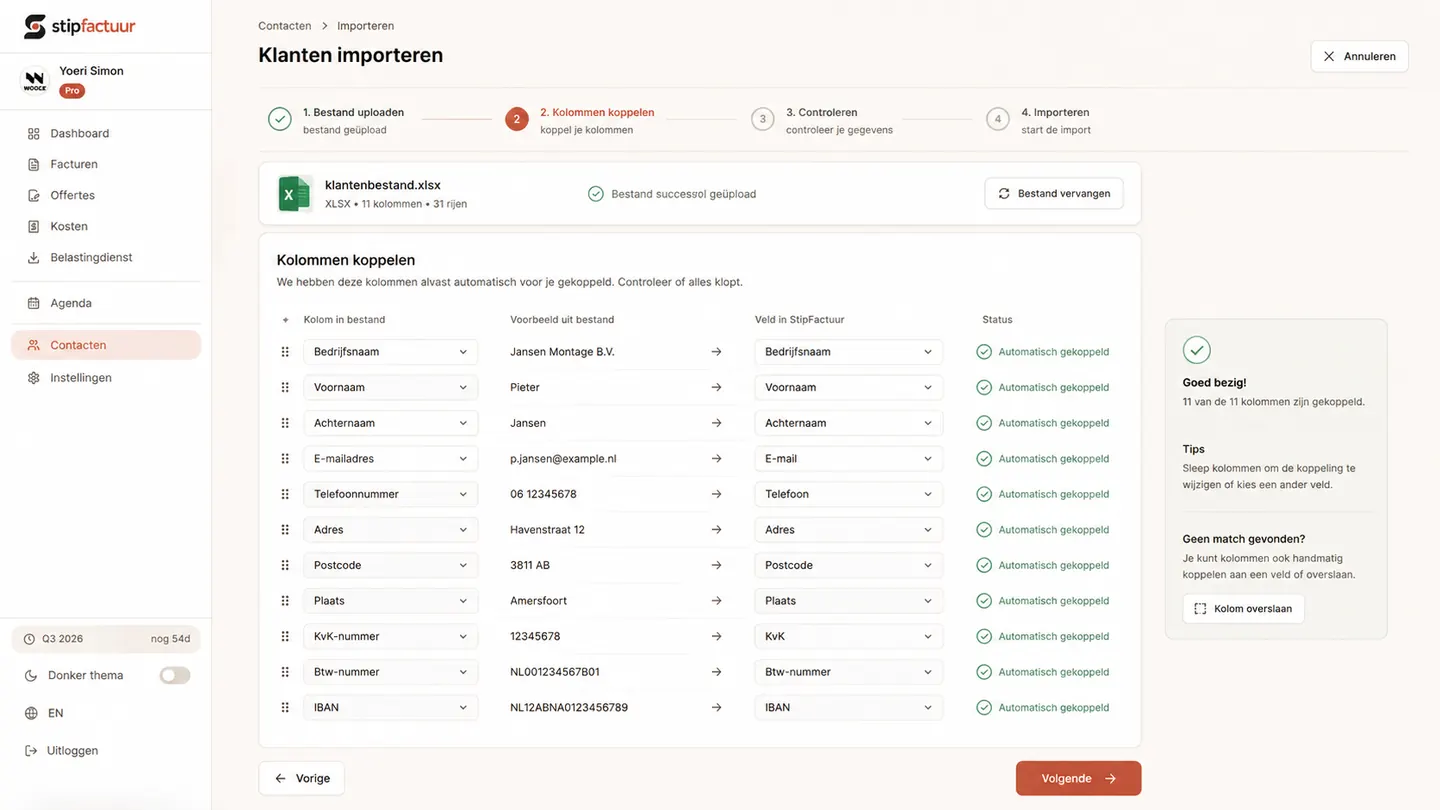 Screenshot van de StipFactuur-importwizard tijdens het koppelen van Excel-kolommen aan contactvelden